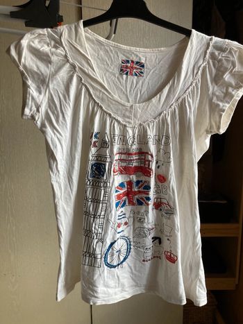 Superbe t-shirt Cache cache Angleterre UK London neuf taille 40