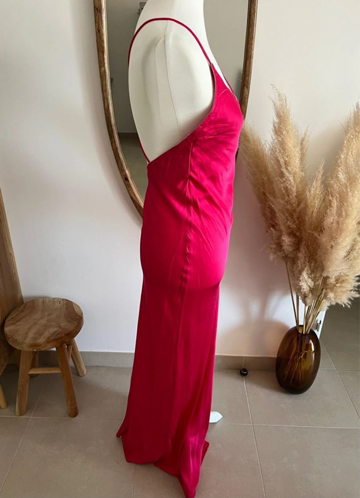 Robe longue en satin fuschia Morgan X Iris Mittenaere - photo numéro 5