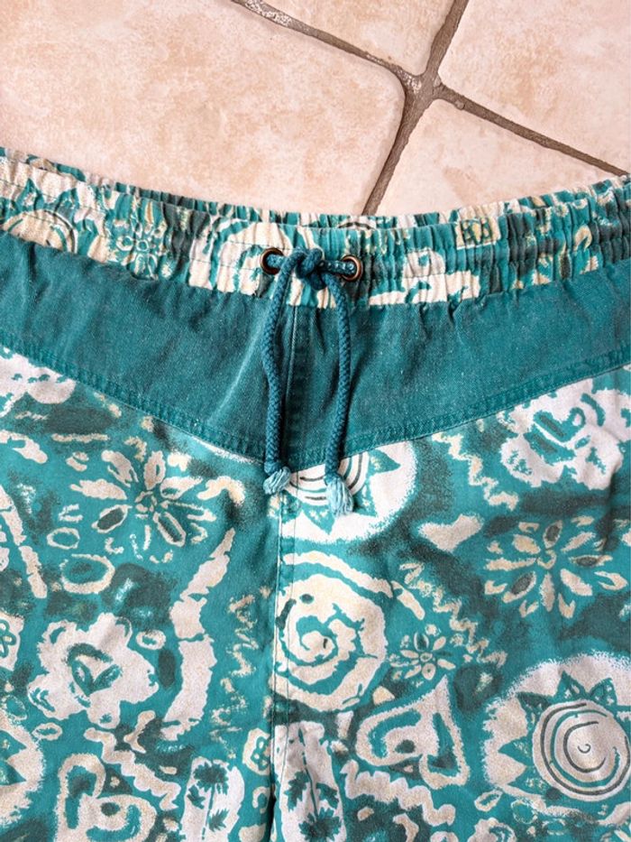 Short vintage Challenger motif des années 70 - en très bon état - taille 40/L - photo numéro 2