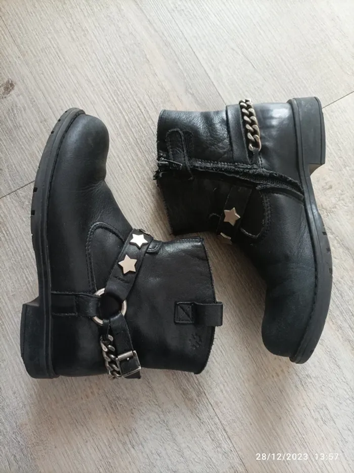 Bottines noires 32 - photo numéro 2