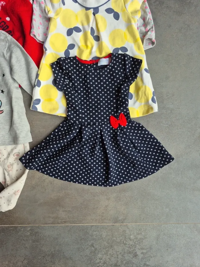 Lot de vêtements 18 mois fille - photo numéro 2