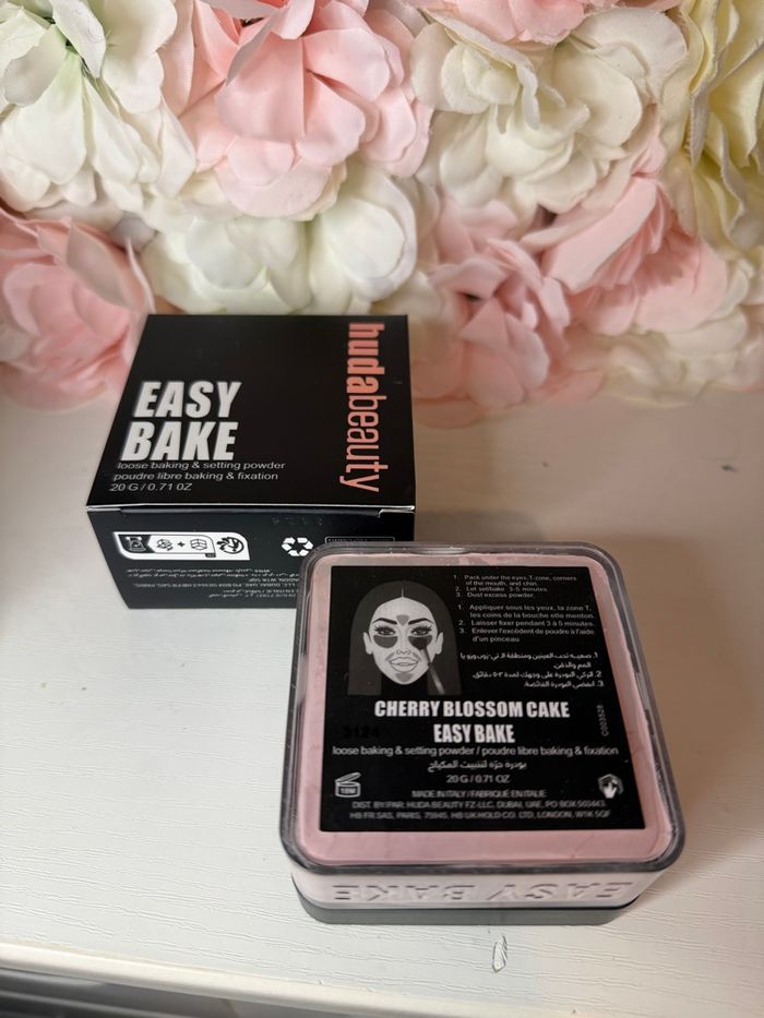 Poudre Huda beauty - photo numéro 2