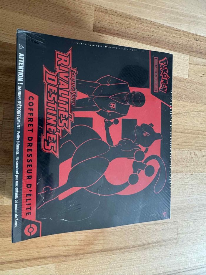 Pokémon etb rivalités destinées teams rocket.