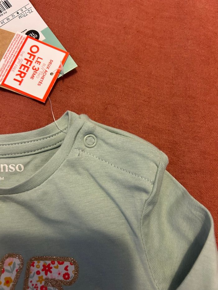 Lot x2 t-shirts neuf - photo numéro 5