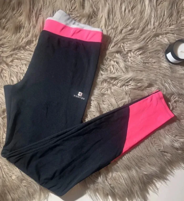 Ensemble de sport veste et leggings taille S - photo numéro 4