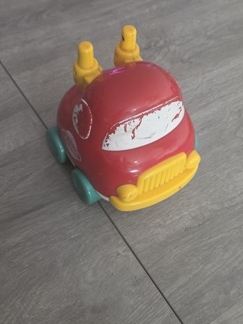 Petite voiture jouet enfant – Kiddo