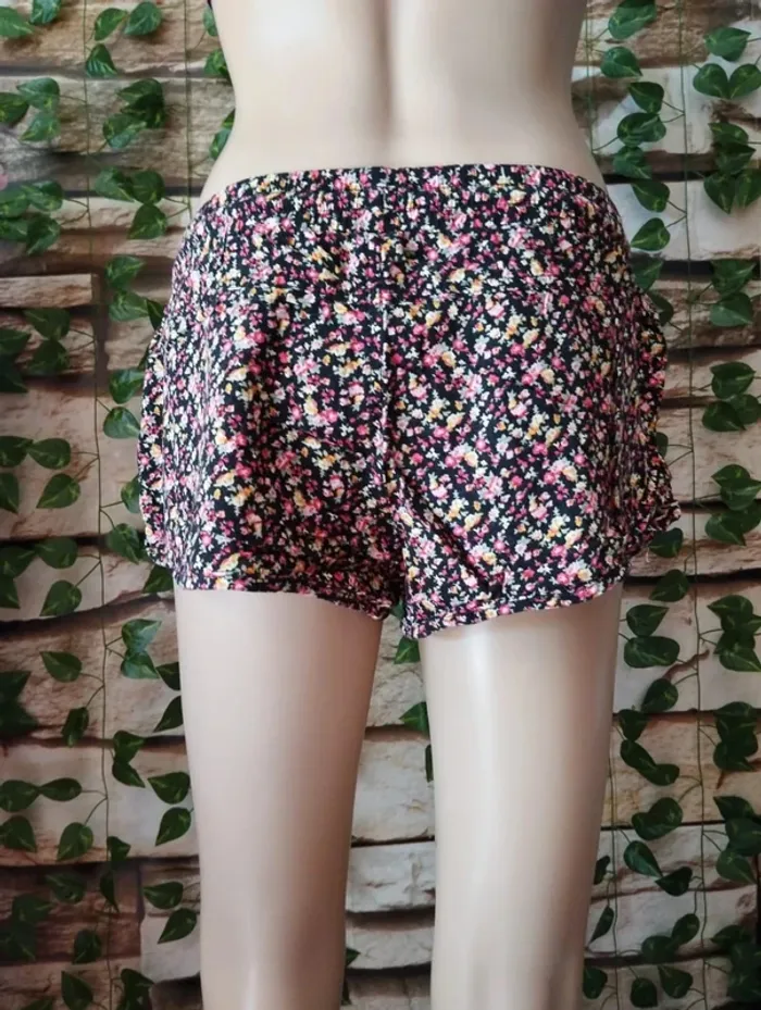 🌸Short fleuri Denim&Co Taille 40🌸 - photo numéro 3
