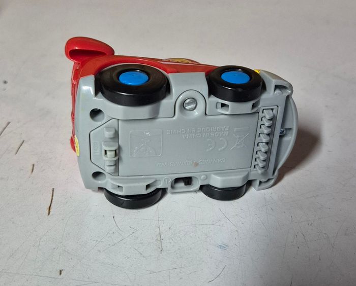 Voiture de course tutut bolide Léon super champion vtech - photo numéro 5