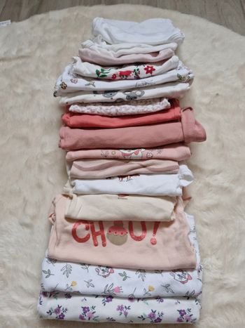 Lot bodys bébé fille 