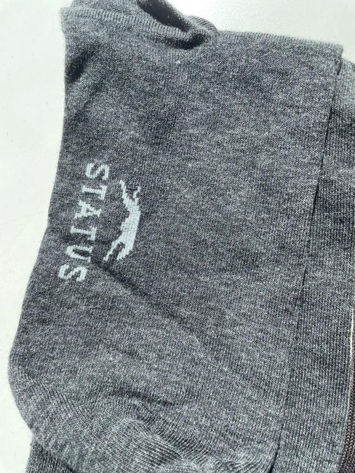 2 paires de chaussettes neuves 39/41 - photo numéro 2