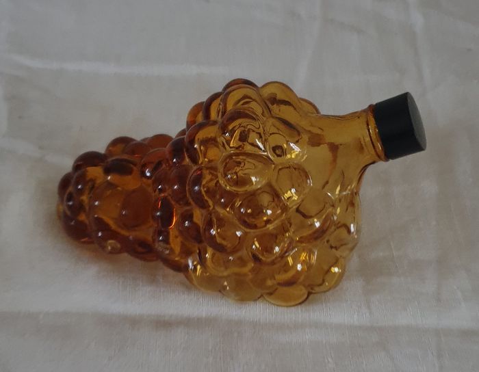 Flacon en verre fumé en forme de grappe de raisin - Vintage