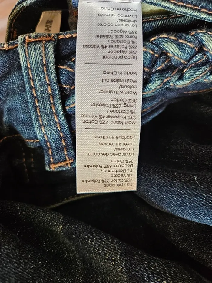 Jean Cache Cache - photo numéro 4
