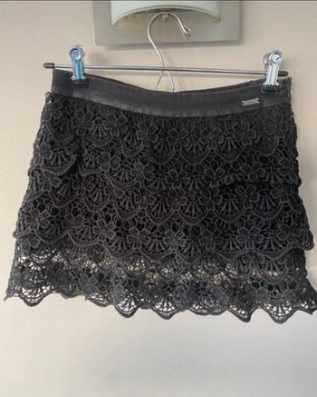 Jupe noire en crochet IKKS taille 10ans