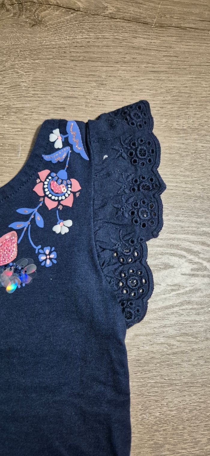 Lot t-shirts MC 24 mois 🌸 🦋 - photo numéro 3