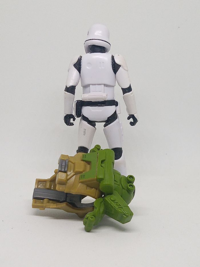 Starwars - figurine Stormtrooper 1er ordre - photo numéro 4