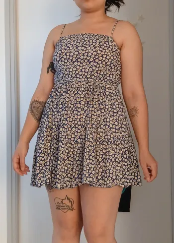 Robe estivale fluide motif pâquerettes