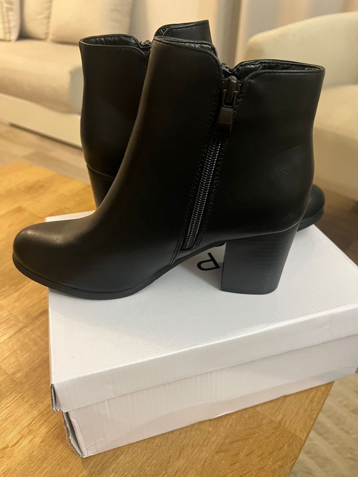 Bottine noir à talons - photo numéro 2