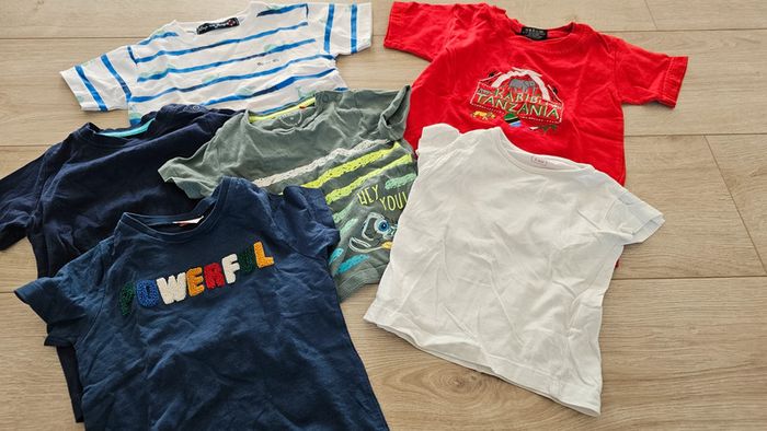 Gros lot 6 t shirt 2 ans