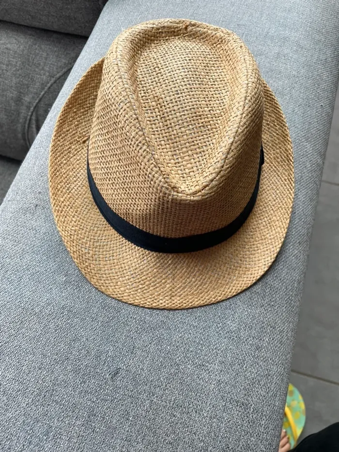 Chapeau