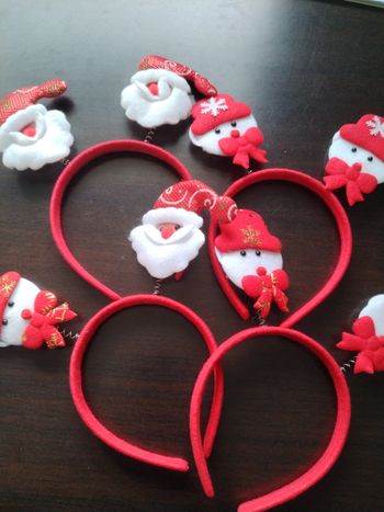 Lot de serres tête de Noël