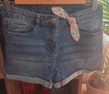 Short tao,pour fille ,taille 12 ans