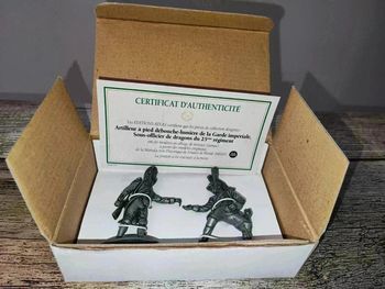 Artilleurs à pied debouche-lumiere de la garde Impériale, sous officier de dragon du 25eme régiment