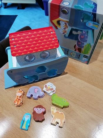 Arche de Noé avec formes