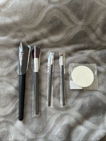 Lot accessoires maquillage