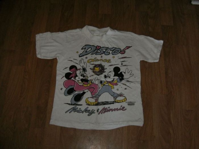 Tee shirt AMERICANWEAR Minnie et Mickey taille 10 ans TBE
