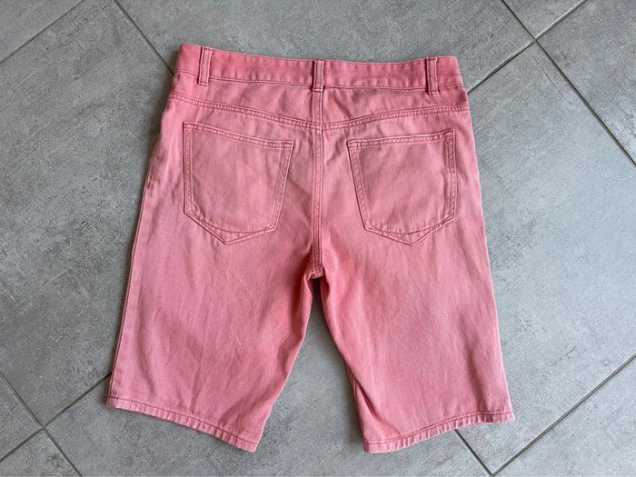 Bermuda jean rose corail - Kiabi - T. 38 - photo numéro 3