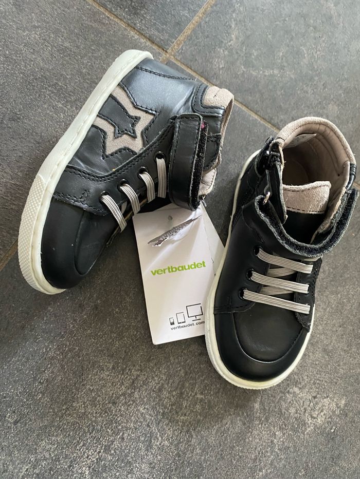 Baskets en cuir
