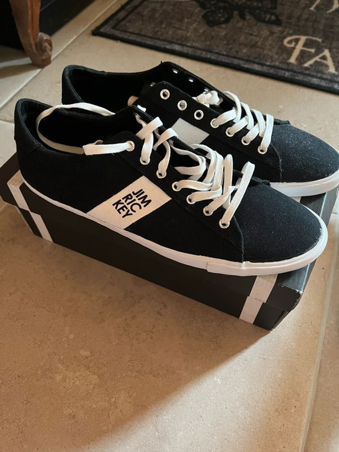Baskets homme Jim Rickey neuves 44