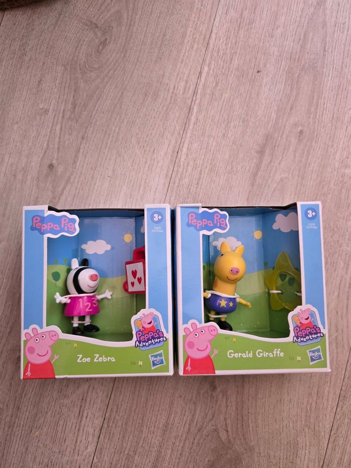 2 figurines peppa pig neuves