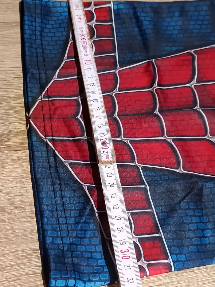 T-shirt Spiderman taille 100cm - photo numéro 7