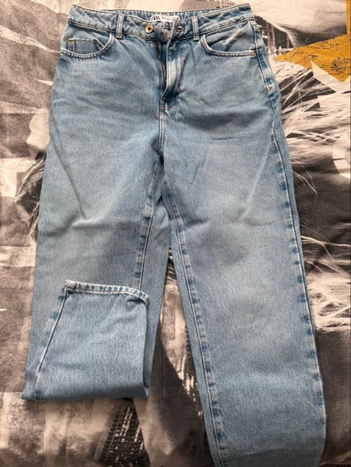 Jean mom
