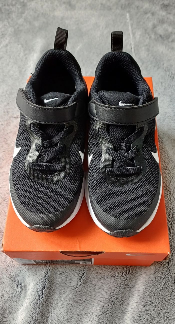 Baskets Nike Revolution 7 - photo numéro 2