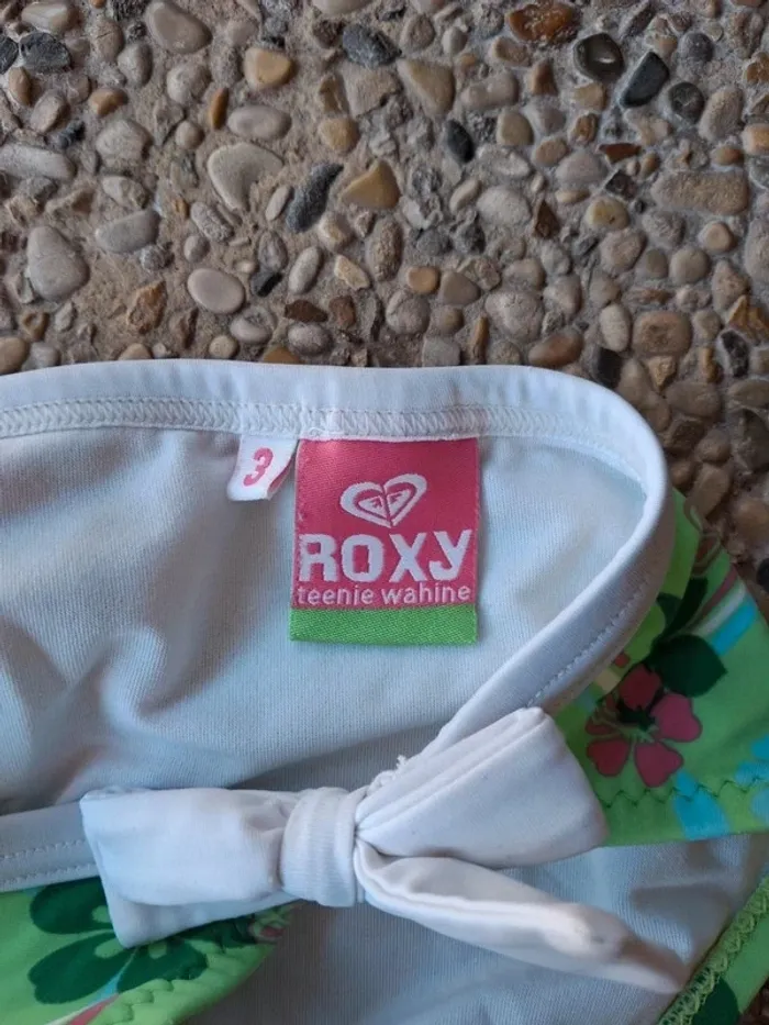 Bas de maillot de bain culotte verte blanche fleurs Hawaï roxy taille 3 ans - photo numéro 5