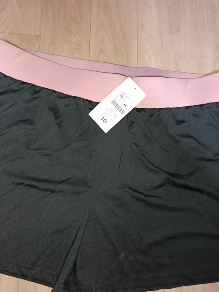 Short de sport xl - photo numéro 3