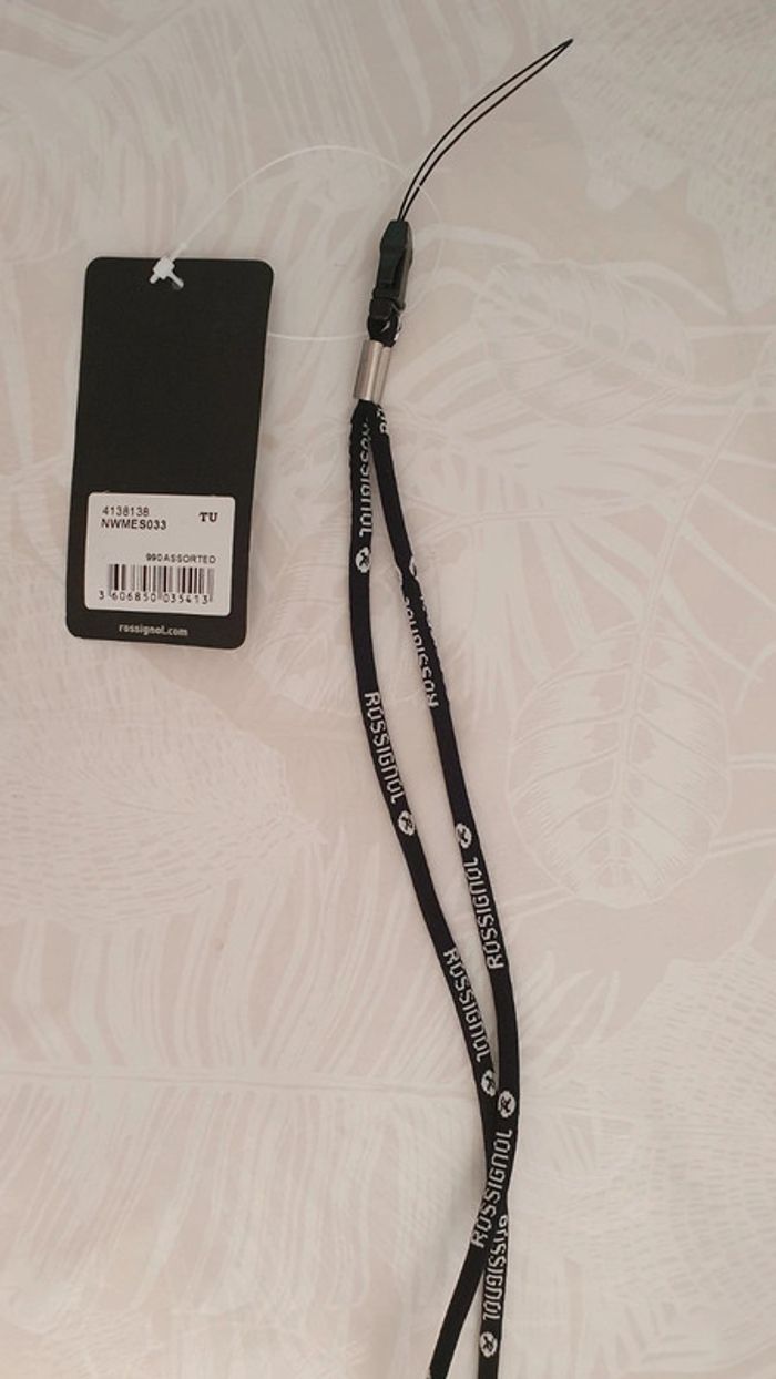 Porte carte/badge/forfait Rossignol neuf - photo numéro 3