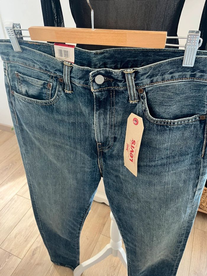 Pantalon jeans homme Levi’s 522 neuf avec étiquette taille32/34 - photo numéro 2