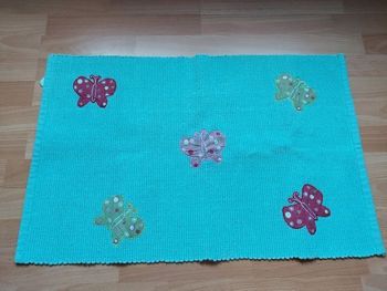 Petit tapis turquoise patchwork papillons 🦋