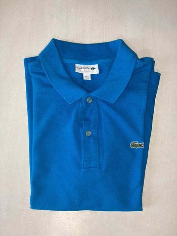 Polo Lacoste bleu électrique taille m très bon état