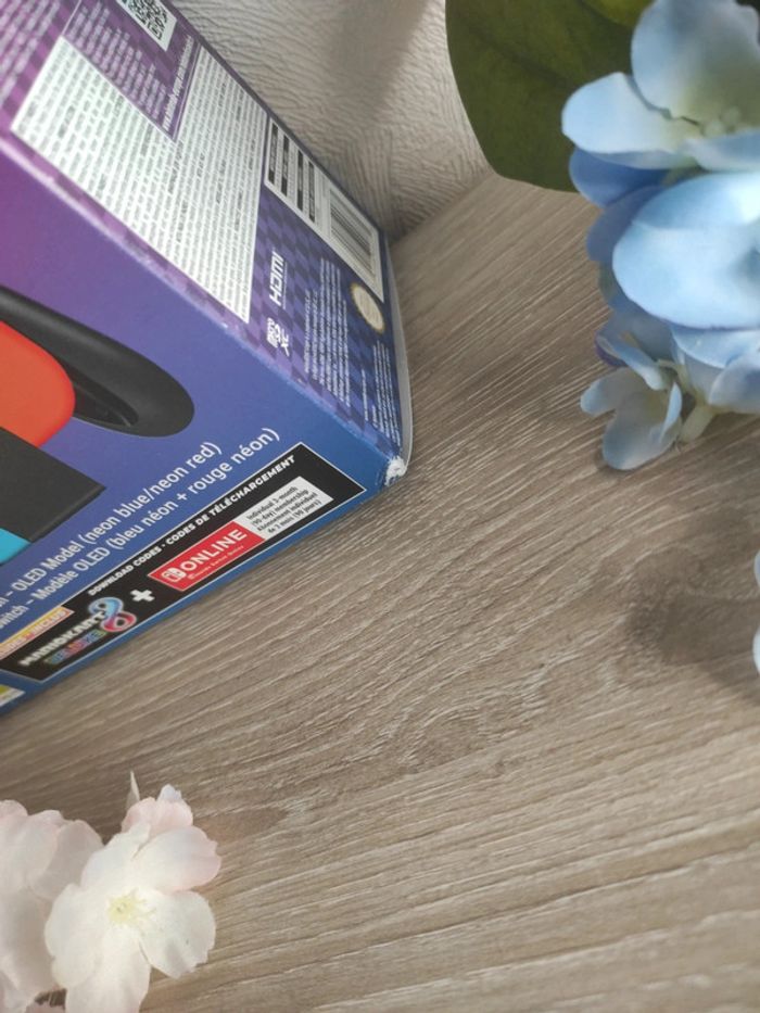 Boîte vide Nintendo Switch OLED + visuel Mario Kart 8 Deluxe - photo numéro 4