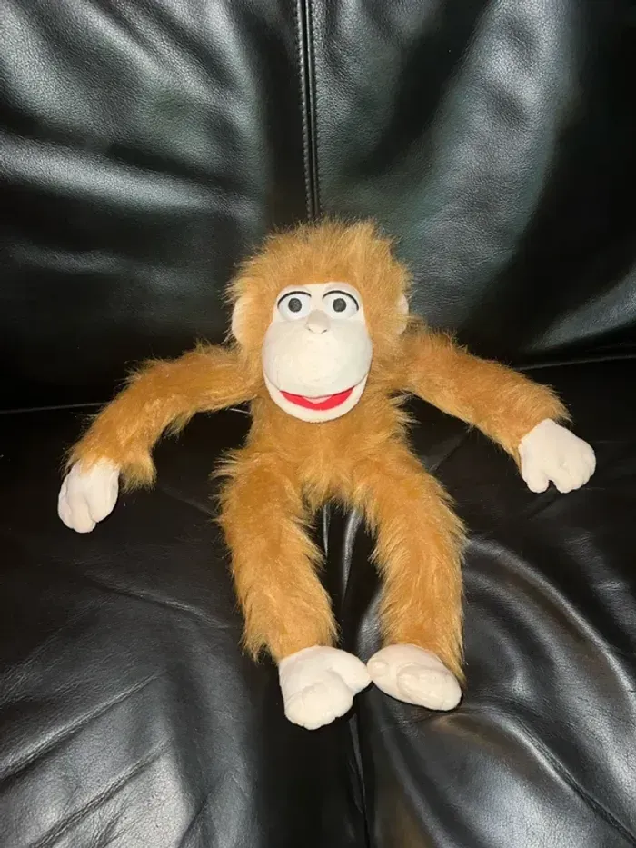 Peluche Jean-Marc 2.0 officiel édition limitée très rare - photo numéro 5