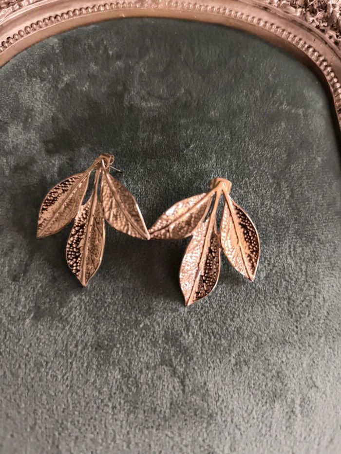 Boucles d'oreilles en acier inoxydable couleur or - photo numéro 2