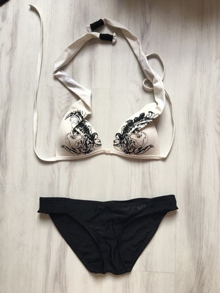 Bikini blanc et noir