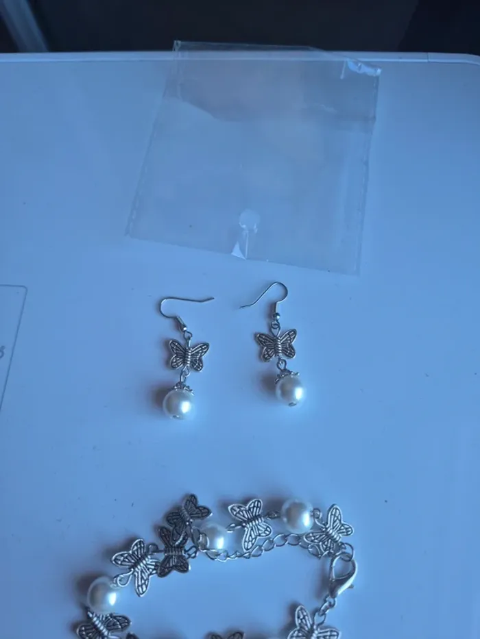 Ensemble boucle d'oreille et bracelet - photo numéro 2
