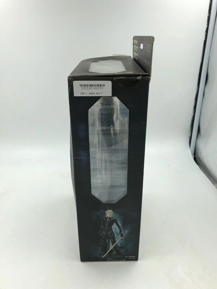 Square Enix Final Fantasy VII Advent Children Play Arts 2 Kadaj Action Figure - photo numéro 2