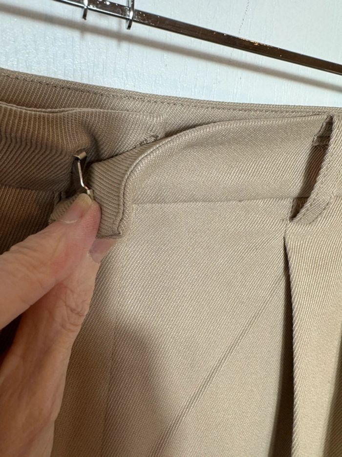 Pantalon large neuf - photo numéro 6