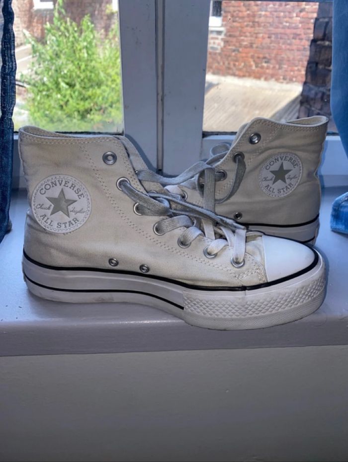 Converse - photo numéro 3